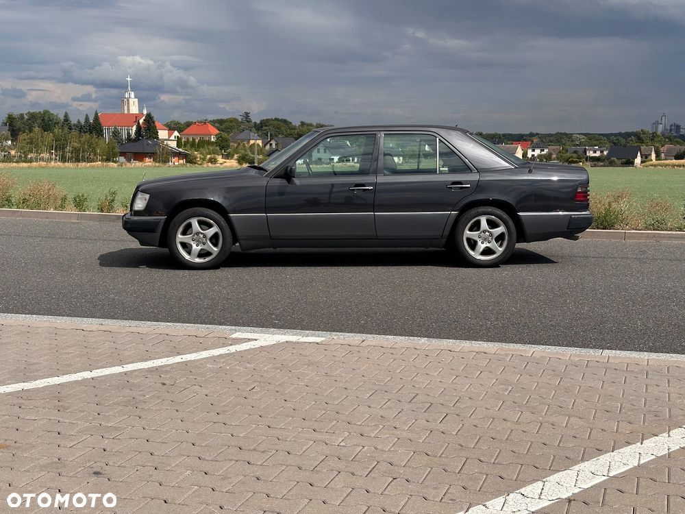Mercedes-Benz W124 (1984-1993) ver-220 - 3