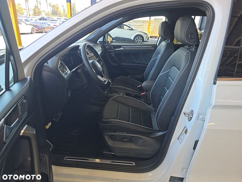 Volkswagen Tiguan - 7