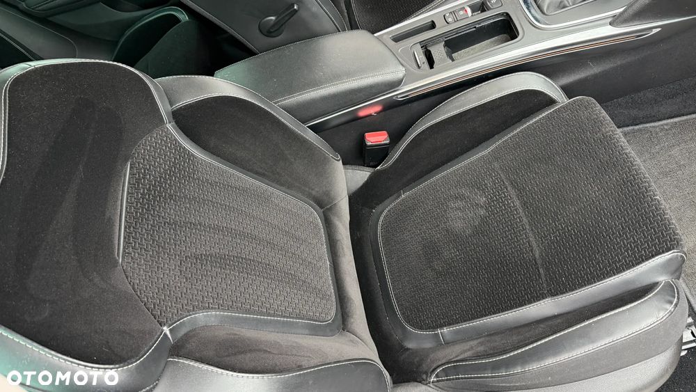 Renault Megane - 13