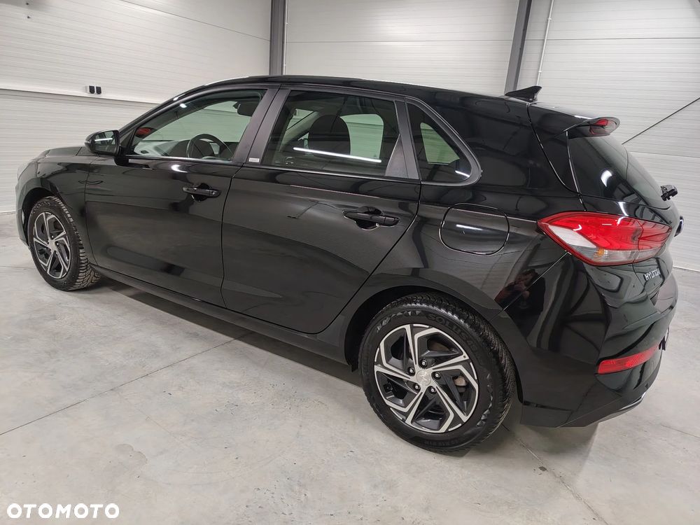 Hyundai i30 1.5 DPI Modern - 9