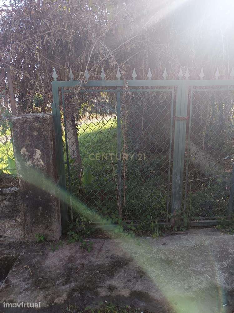 Terreno para construção  com possibilidade de 2 moradias unifamiliares - Grande imagem: 4/11
