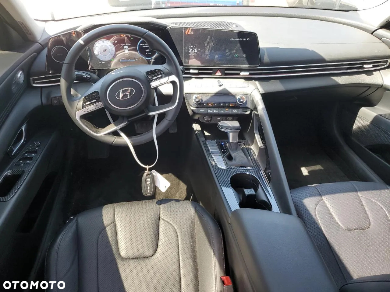 Hyundai Elantra - 7
