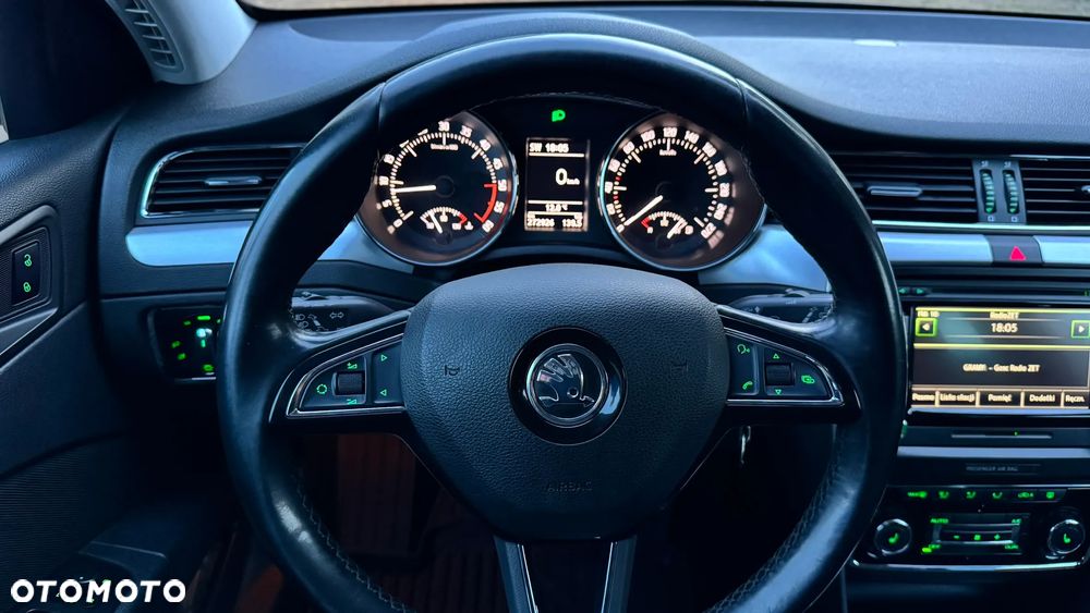 Skoda Superb 1.6 TDI GreenLine - 9