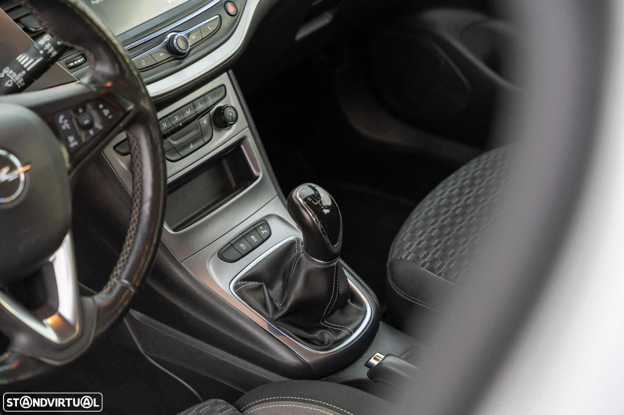 Opel Astra Sports Tourer - 13