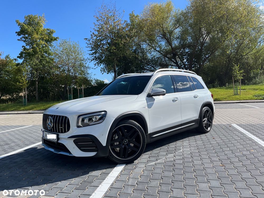 Mercedes-Benz GLB - 15