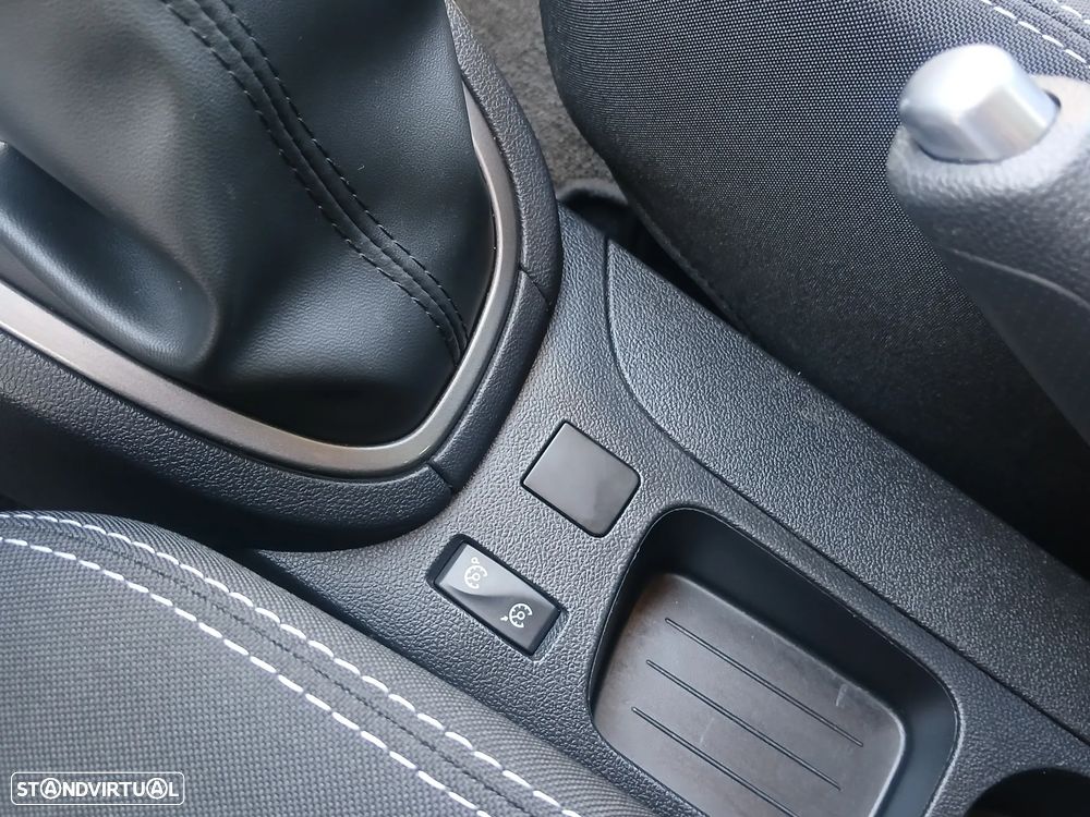 Renault Clio 1.5 dCi Limited - 32