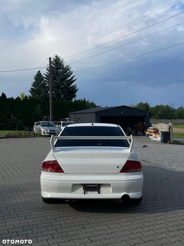 Mitsubishi Lancer Evolution IX - 5