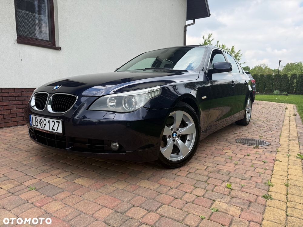 BMW Seria 5 525d - 2