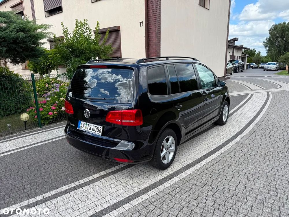 Volkswagen Touran 1.2 TSI BlueMotion Technology Life - 11