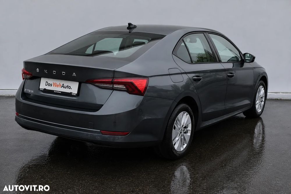 Skoda Octavia 2.0 TDI DSG Ambition - 4
