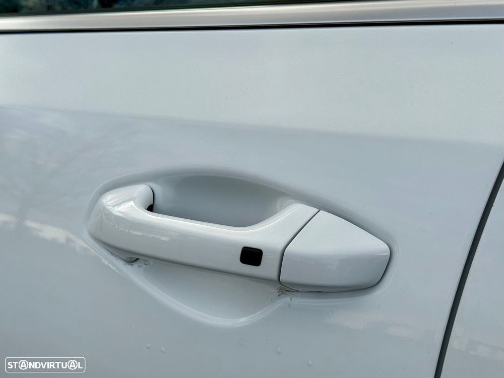 Kia XCeed 1.4 T-GDI Tech+SRF 7DCT - 12