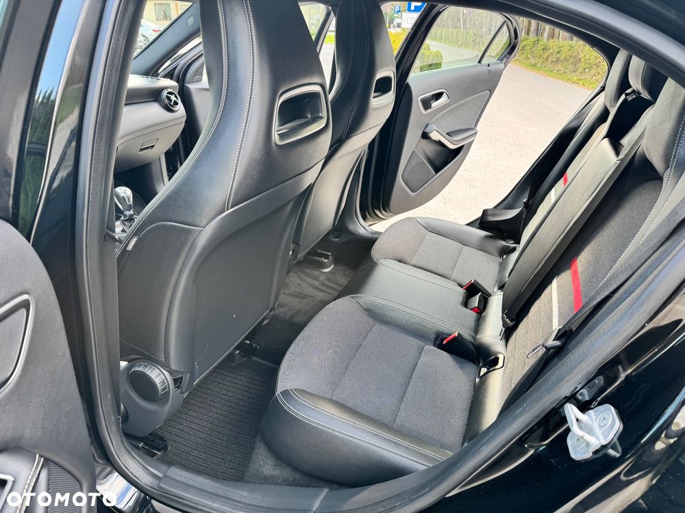 Mercedes-Benz Klasa A 180 CDI (BlueEFFICIENCY) - 19