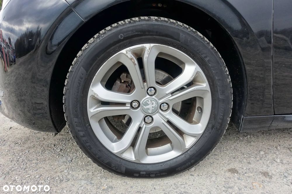 Peugeot 208 e-HDi 92 Stop&Start Style - 27