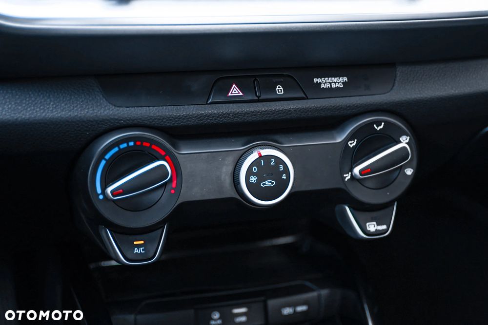 Kia Stonic 1.4 L - 19