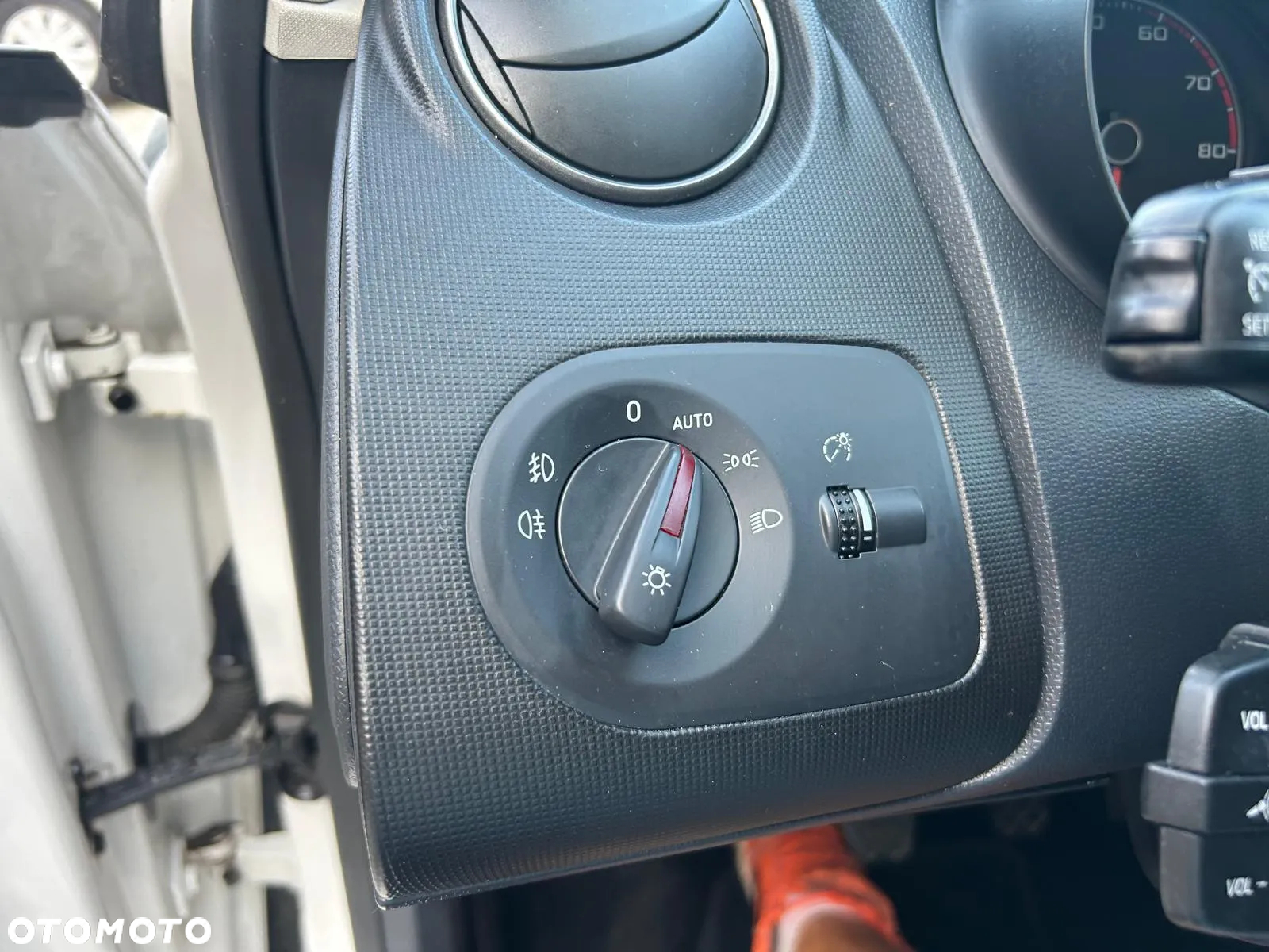 Seat Ibiza ST 1.2 TSI CONNECT - 13