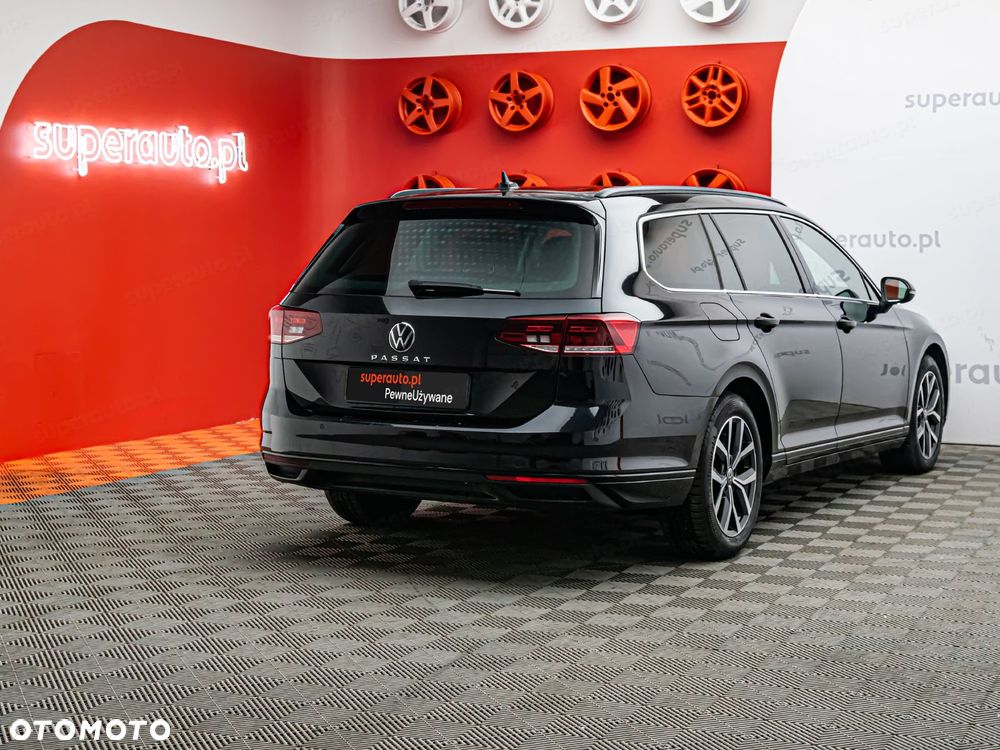 Volkswagen Passat - 7