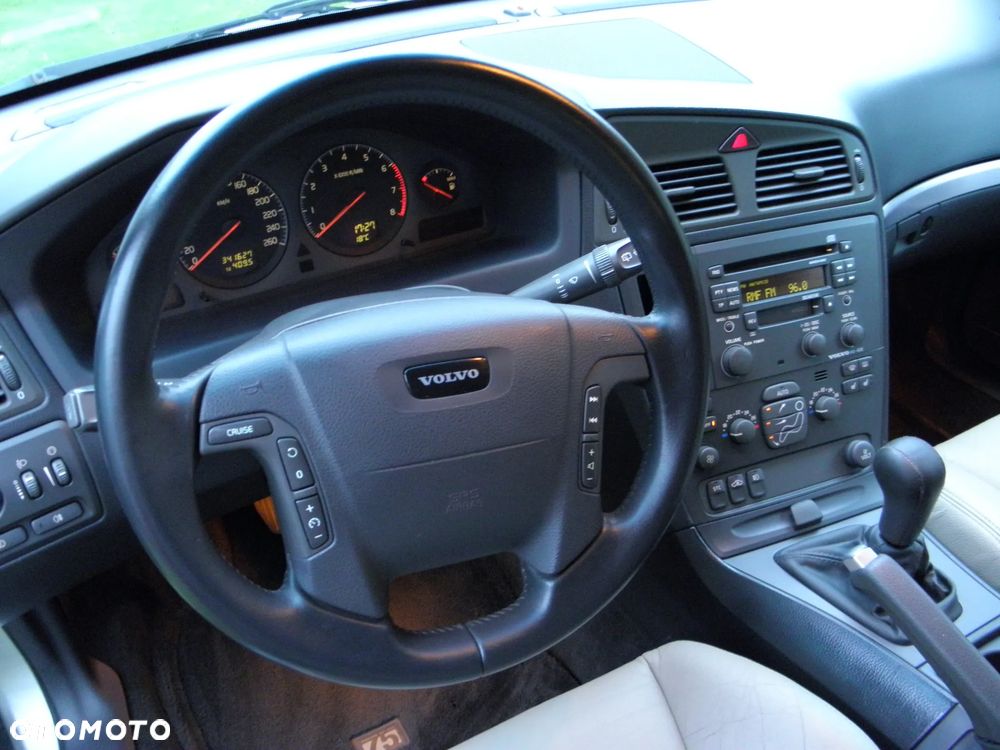 Volvo V70 - 32