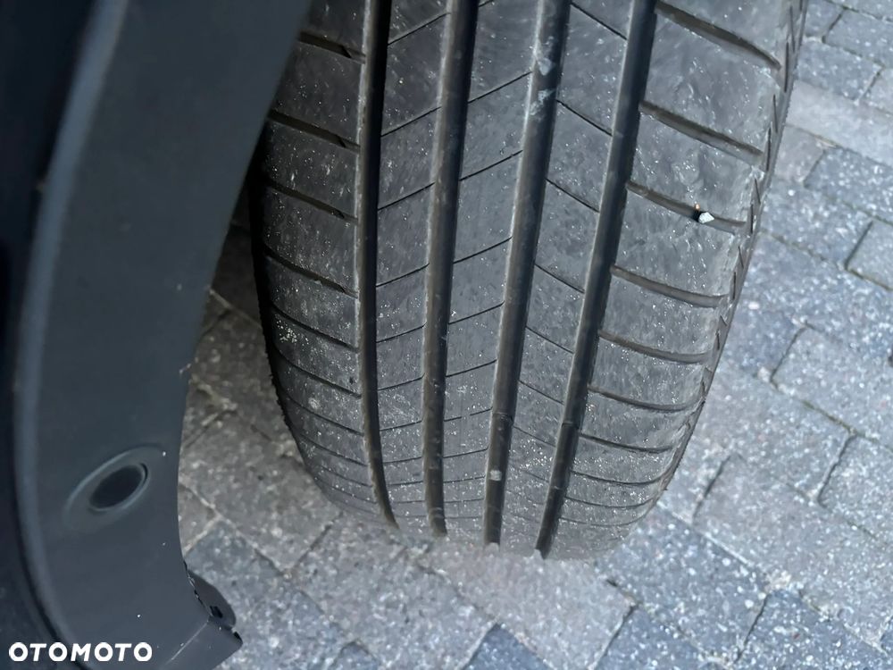 Ford Kuga 2.0 TDCi 4x4 Titanium - 18