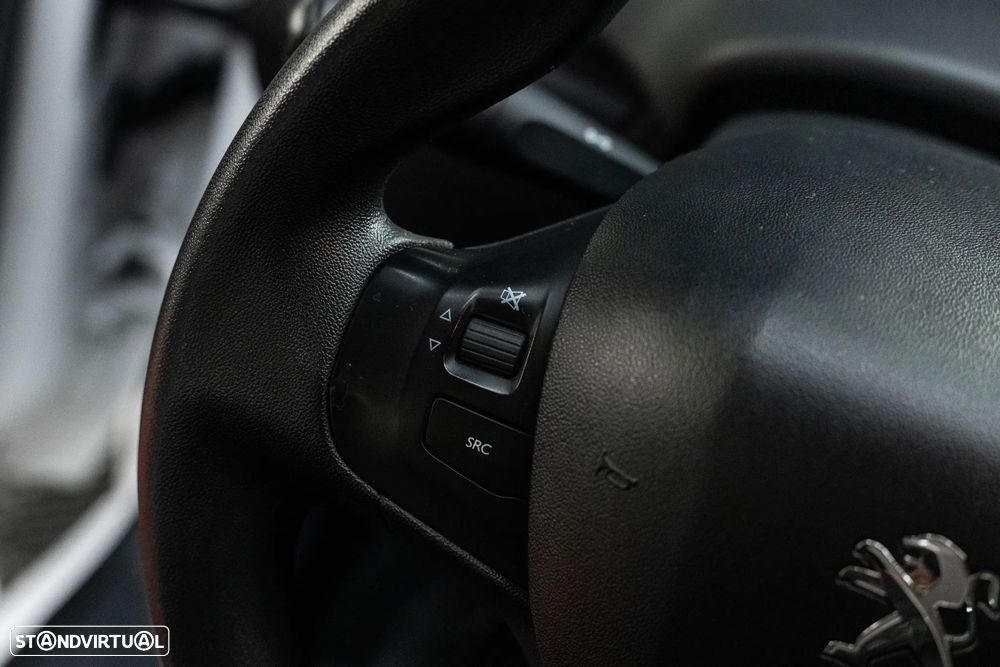 Peugeot 208 1.6 BlueHDi Style - 22