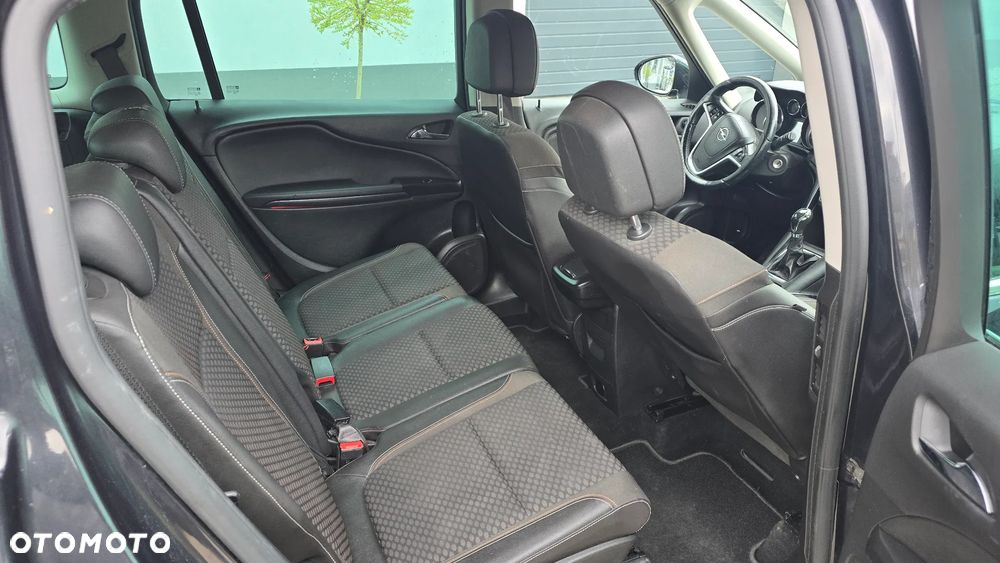 Opel Zafira 1.6 CDTI Cosmo - 8
