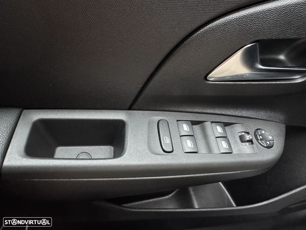 Opel Corsa 1.2 T Edition - 9