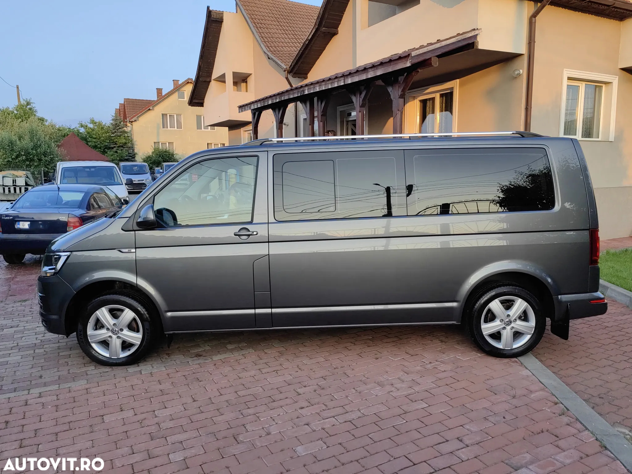 Volkswagen Caravelle T6.1 2.0 TDI 110 kW KR Comfortline DSG - 6