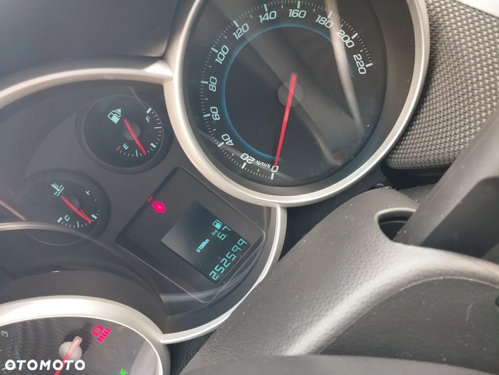 Chevrolet Cruze 1.8 LS (klm) - 8