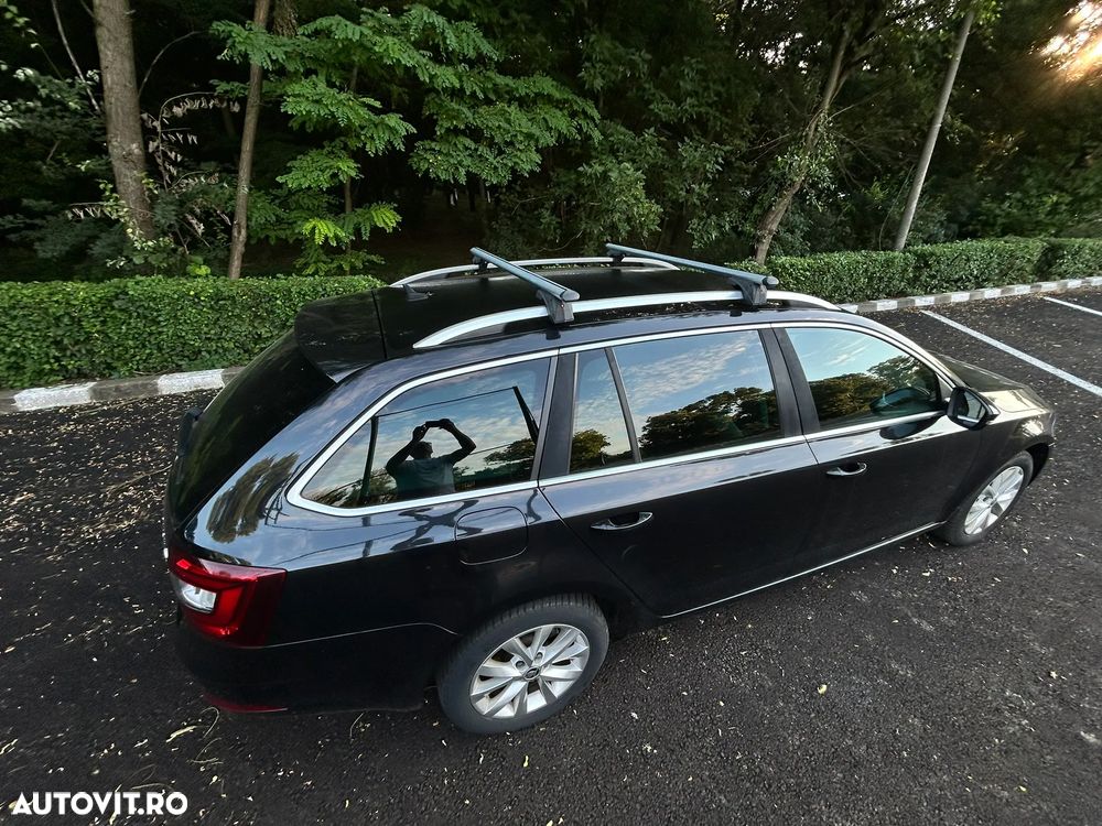 Skoda Octavia 2.0 TDI DSG Ambition - 16
