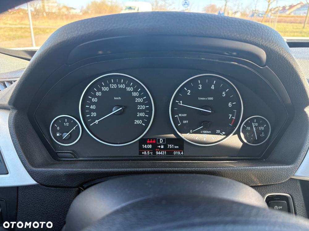 BMW 3GT 320i Advantage - 11