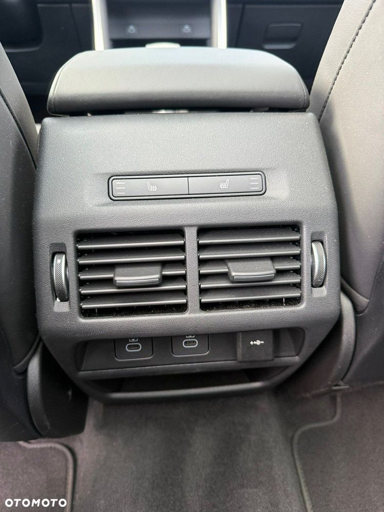 Land Rover Discovery Sport - 26