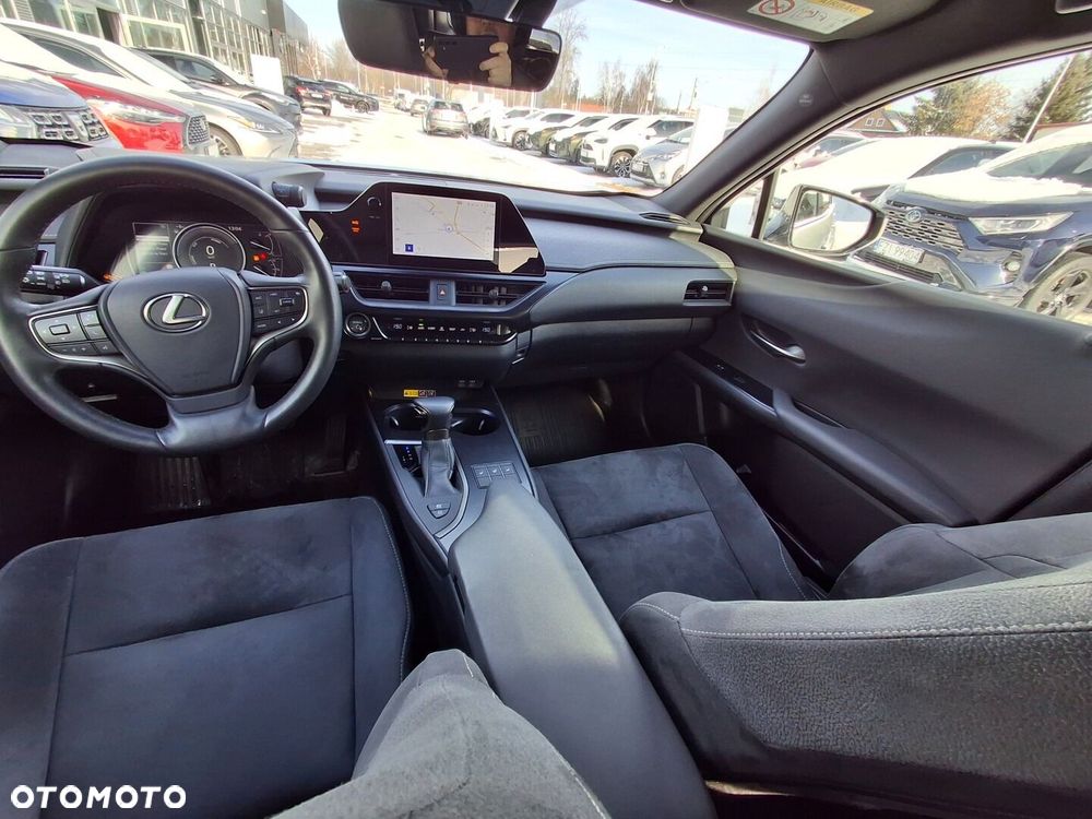 Lexus UX 250h GPF Business 2WD - 12