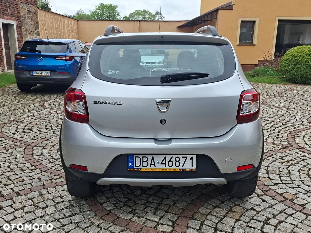Dacia Sandero Stepway TCe 90 (S&S) Essential - 10