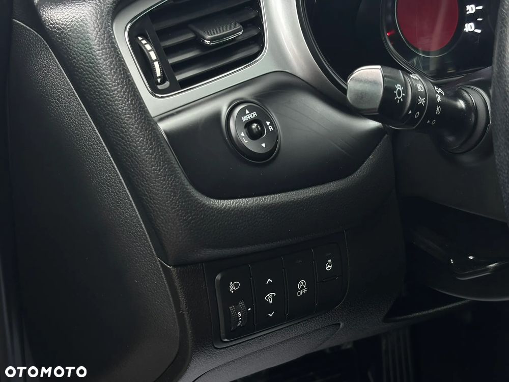 Kia Ceed 1.6 CRDi M - 27