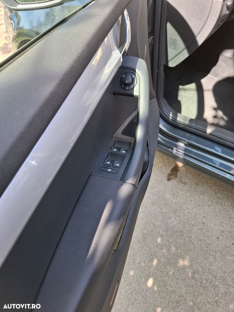 Skoda Octavia 1.6 TDI DSG Style - 7