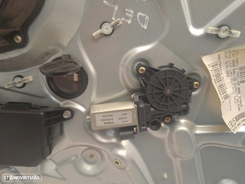 ELEVADOR DE VIDRO FRONTAL ESQUERDO FIAT STILO 2005 - 3