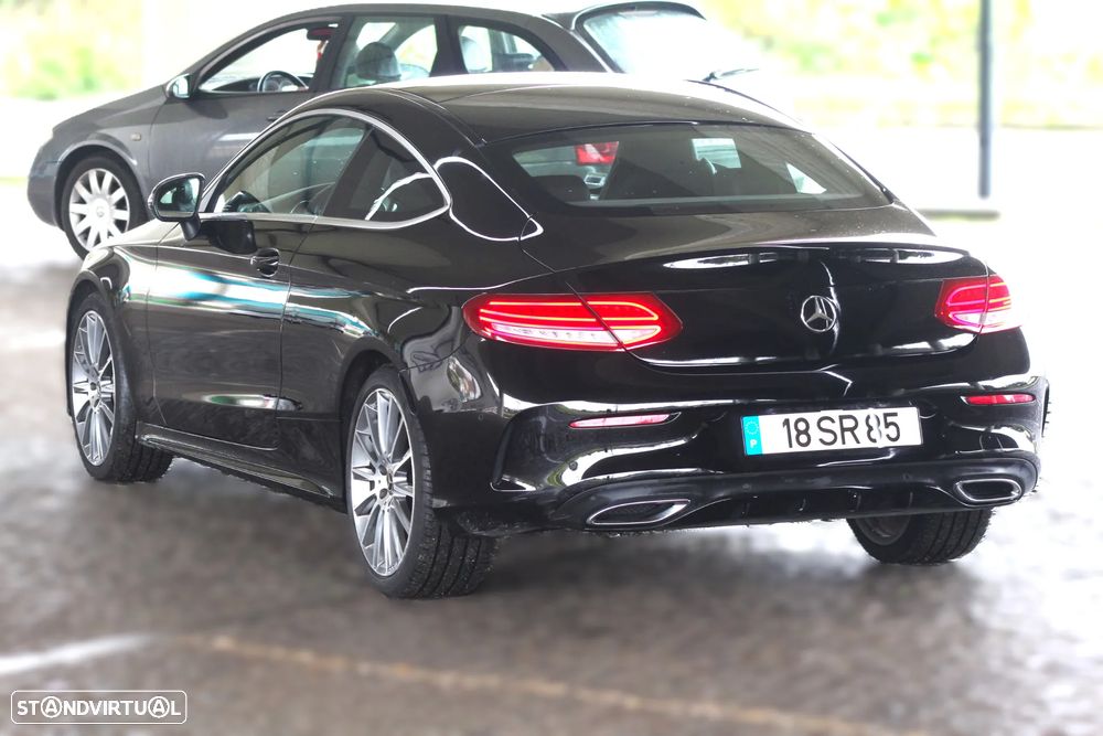 Mercedes-Benz C 220 d Cabrio AMG Line - 11