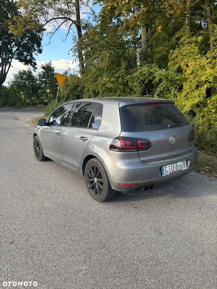 Volkswagen Golf VI 2.0 TDI Comfortline - 3