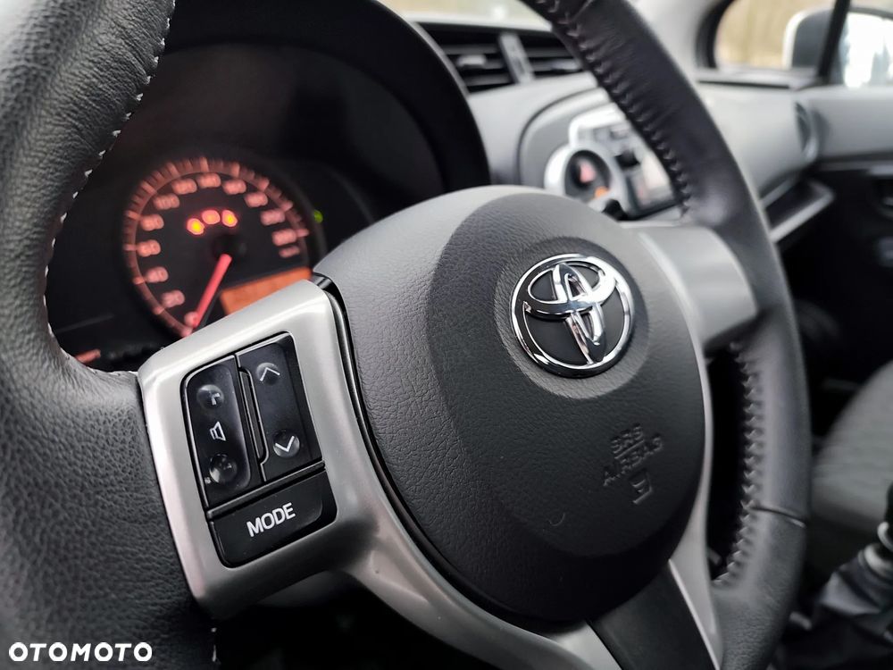 Toyota Yaris 1.33 Sol - 18