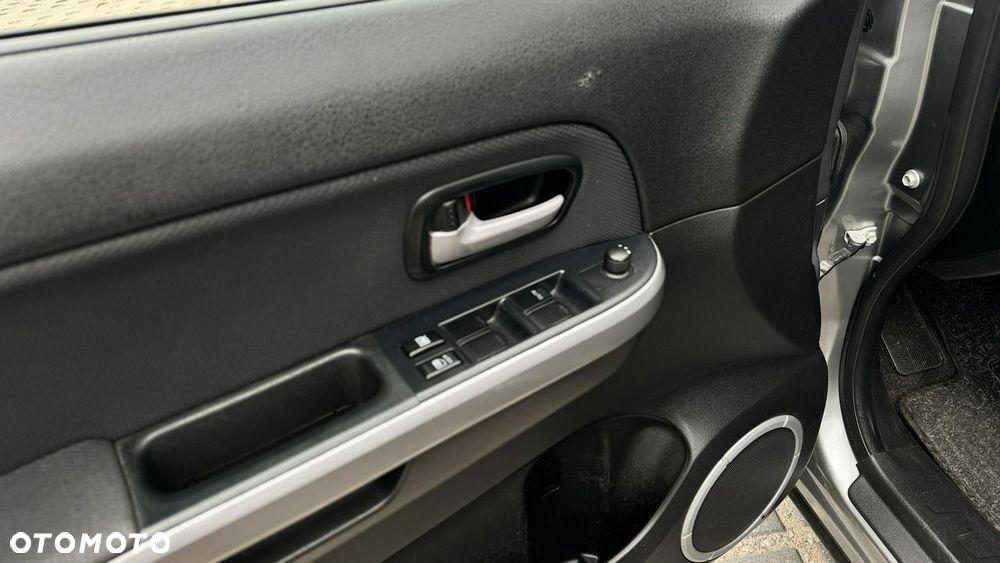 Suzuki Grand Vitara - 20