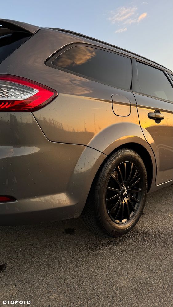 Ford Mondeo 2.0 TDCI Champions Edition - 2