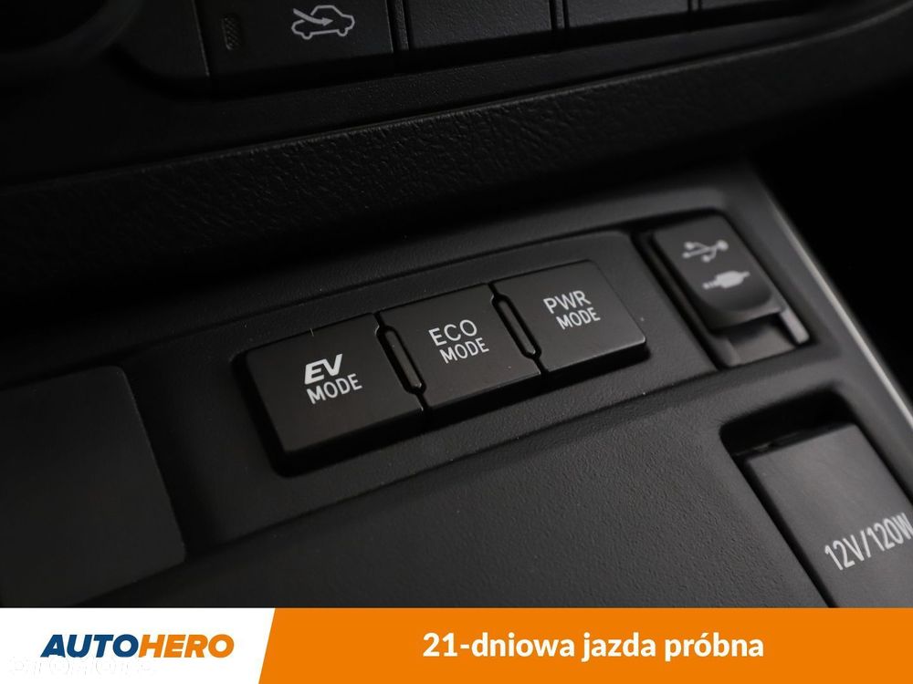 Toyota Auris - 24
