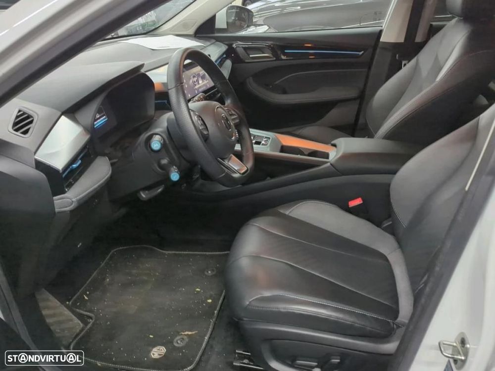 MG MG5 5 Maximal Luxury - 5