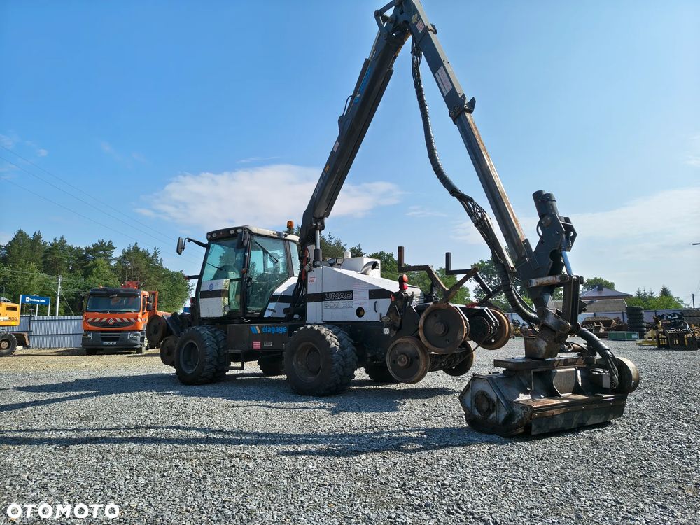 Caterpillar Caterpillar UNAC 300RR Mulczer kolejowy Liebherr atlas dwudrogowy zw - 11