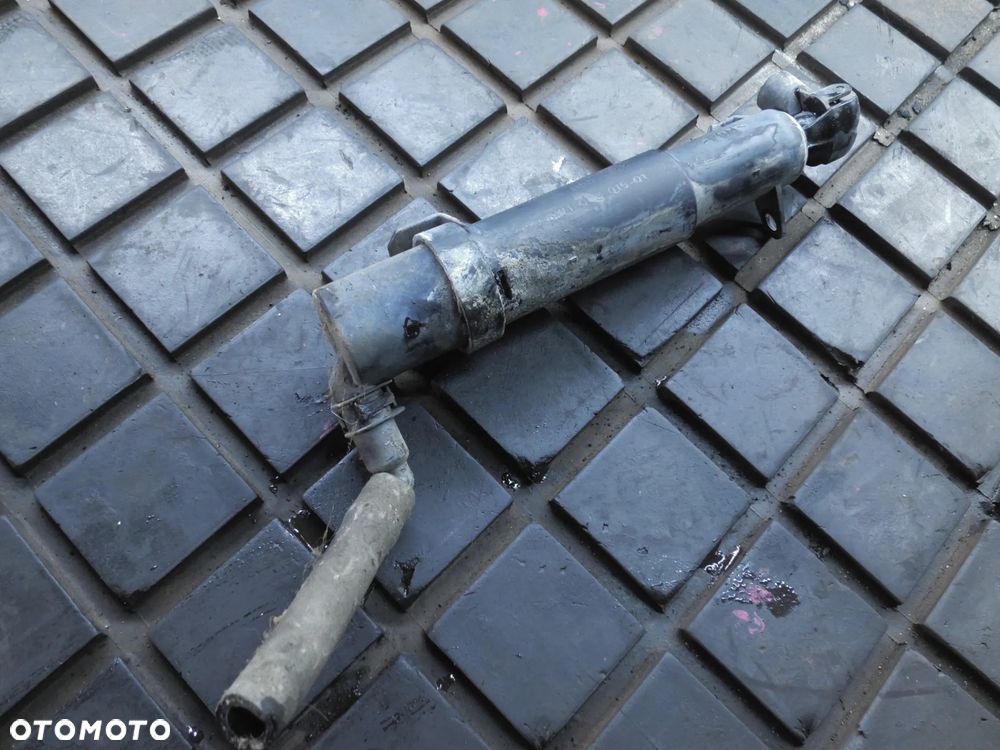 SPRYSKIWACZ XENON LEWY MERCEDES E W210 2108601547 - 1