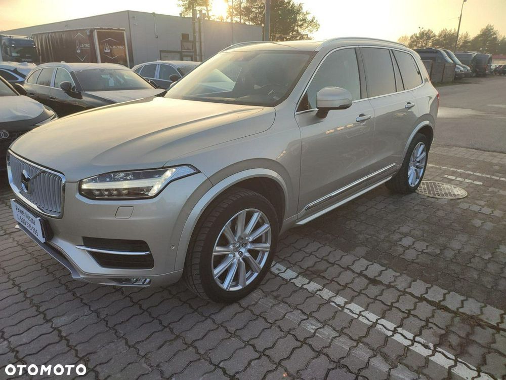 Volvo XC 90 - 11