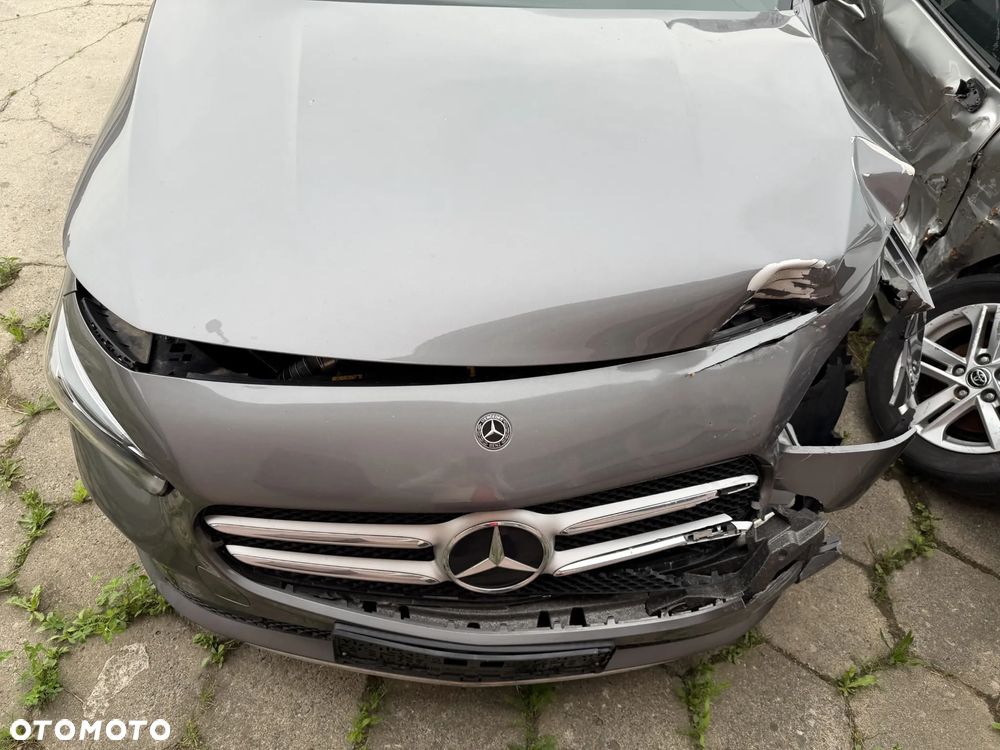 Mercedes-Benz Klasa B 220 4Matic 7G-DCT AMG Line - 7