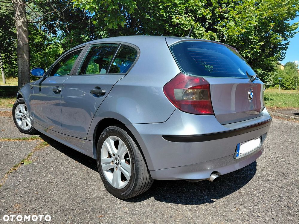 BMW Seria 1 - 33