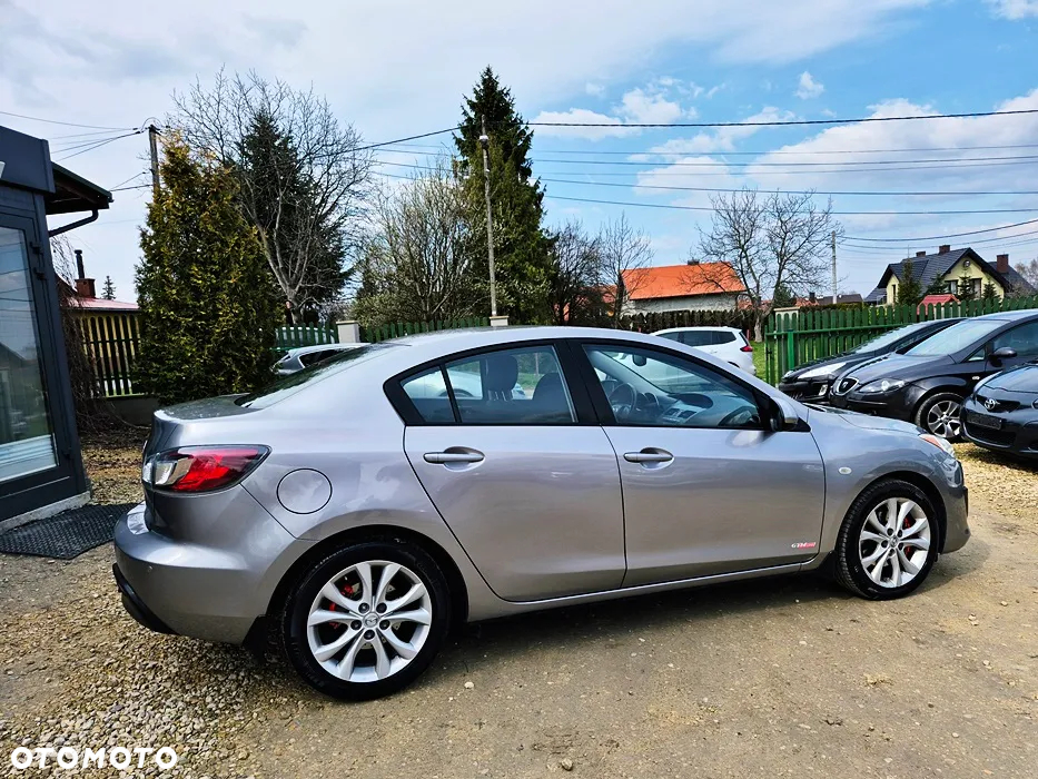 Mazda 3 2.0 Exclusive + - 14