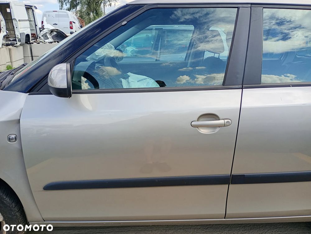 SKODA FABIA II 9202 drzwi lewe przednie lewy przód kierowcy - 1