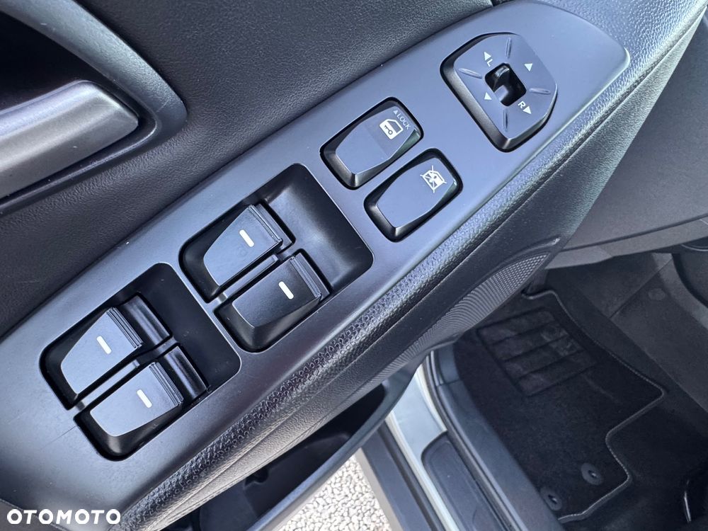 Hyundai ix35 2.0 2WD Comfort - 17